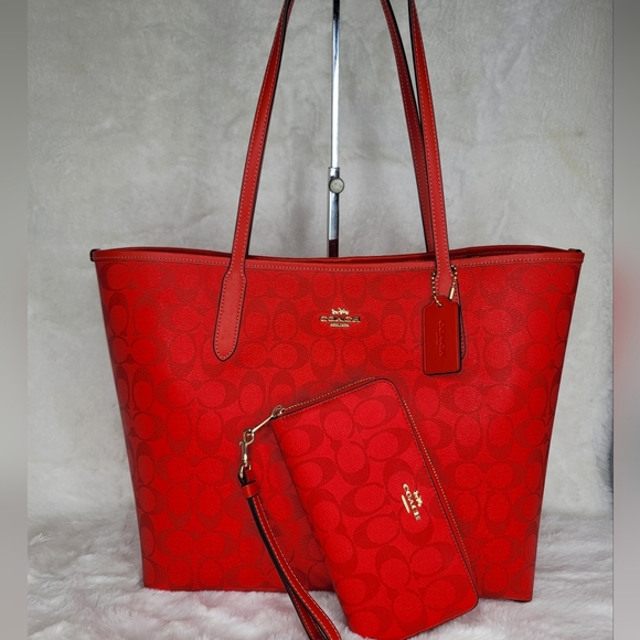 NWT COACH 2 SET Designer Signature Shoulder Bag Tote Purse Handbag + Wallet NWT - Picture 13 of 15